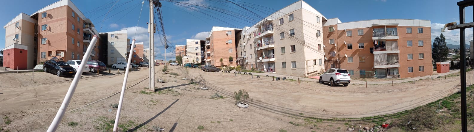 Quilpué: vecinos de conjunto habitacional “Los Lirios” obtienen subsidio para mejoramiento de viviendas.