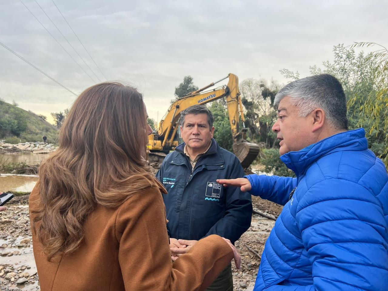 Delegado Presidencial Fidel Cueto lidera operativo en terreno para evaluar daños tras el sistema frontal en Marga Marga