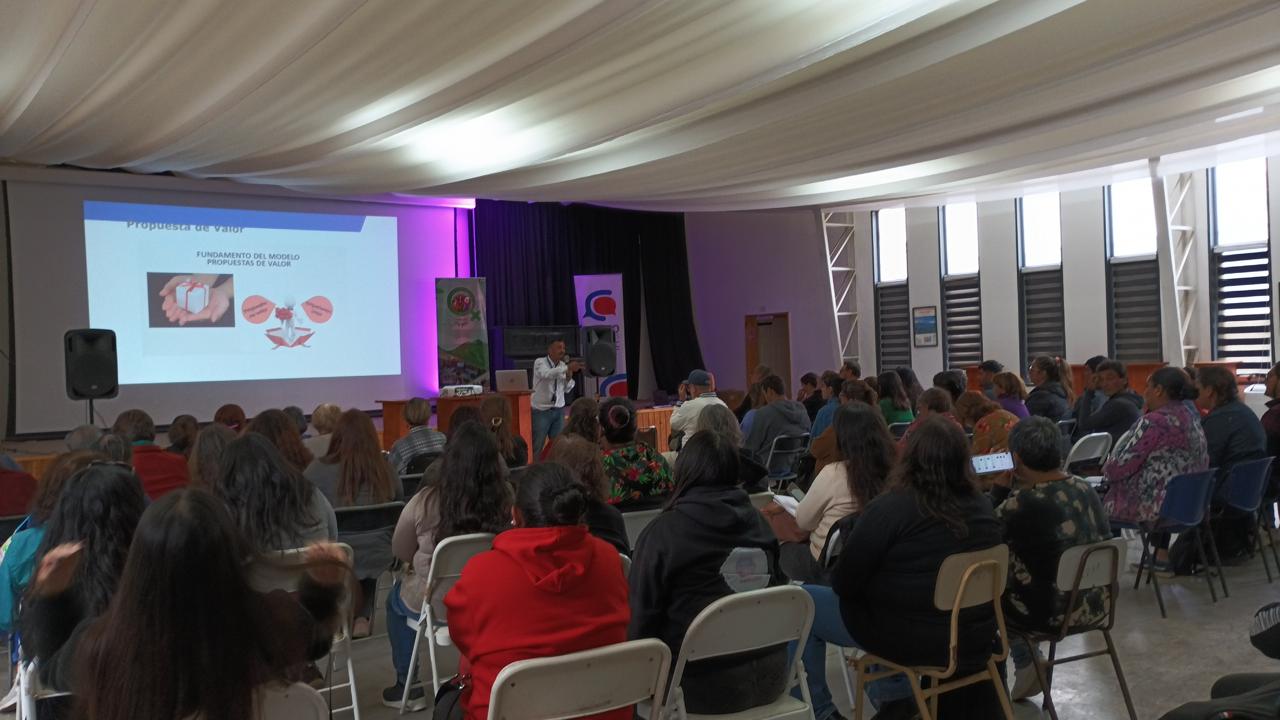 Delegación Presidencial de Marga Marga Fortalece el Liderazgo Femenino en la Provincia