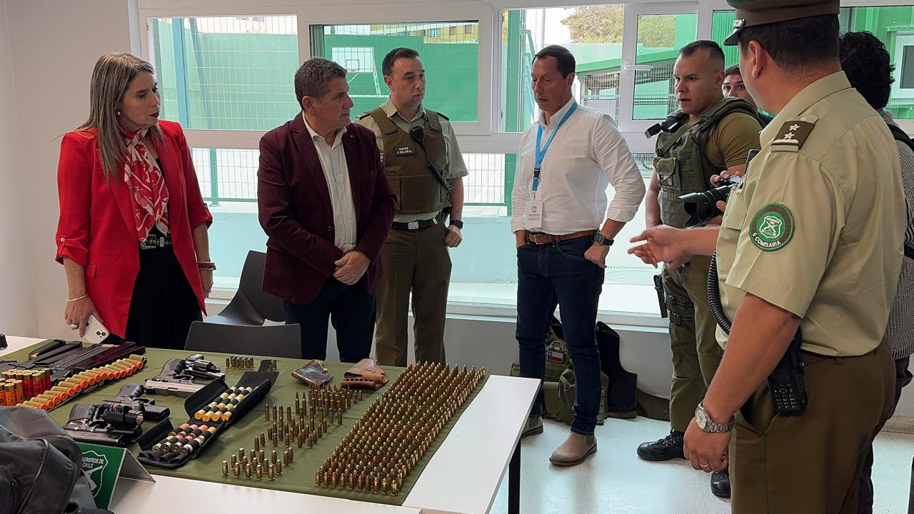 Duro Golpe a la Delincuencia en Quilpué: Detenidas Cuatro Personas y Decomisado Arsenal de Armas y Municiones