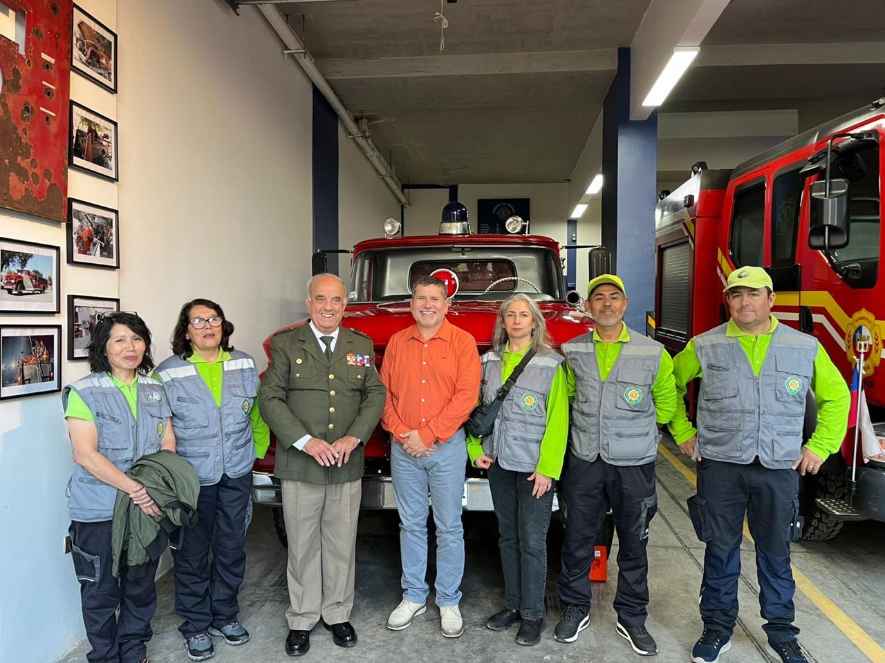 Delegado Fidel Cueto visitó la Primera Compañía de Bomberos de Quilpué en el marco del Día de los Patrimonios